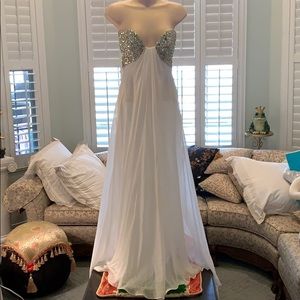 Jaaz Couture Dress, A-Line Strapless Size 0